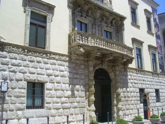 Casa Vacanza Dei Greci Barletta Exterior photo